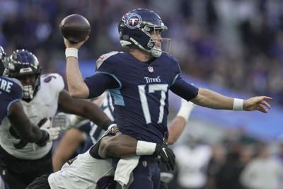 Ryan Tannehill leaves game injured as Tennessee Titans falls to Ravens in London